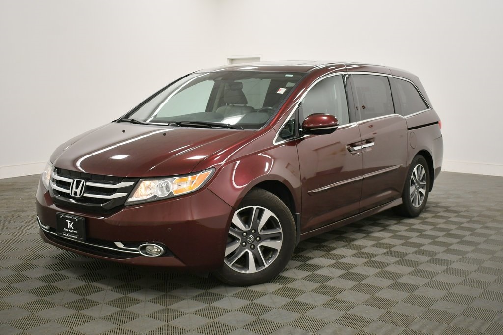 Used 2014 Honda Odyssey Touring Elite with VIN 5FNRL5H98EB110298 for sale in Rochester, Minnesota