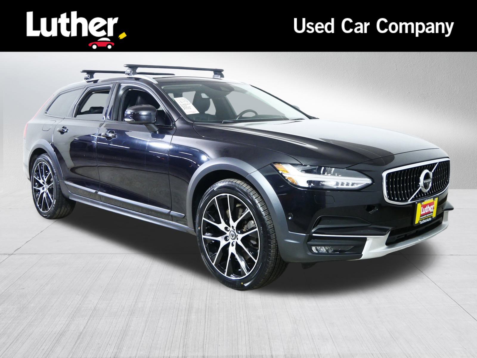 2019 Volvo V90 Cross Country Base's photo