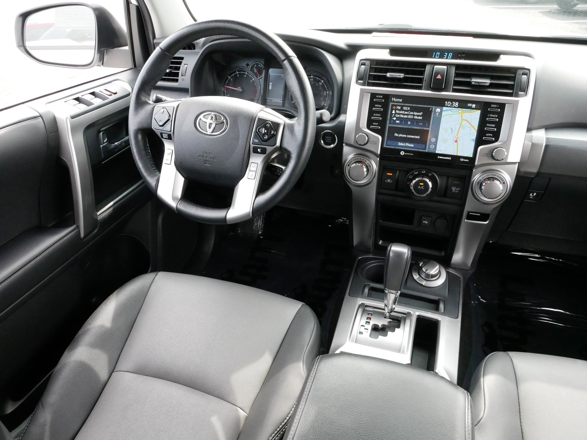2024 Toyota 4Runner SR5 Premium photo 9