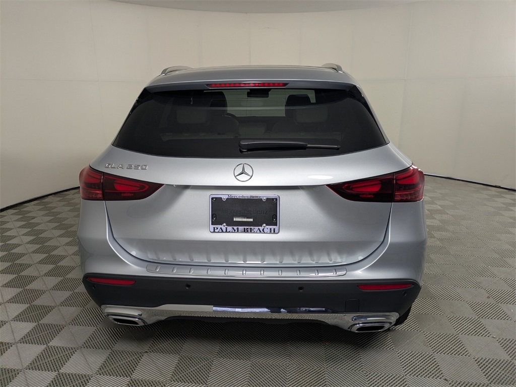 2026 Mercedes Benz GLA 250 photo 4