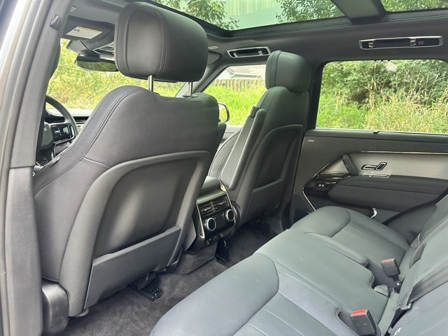 2025 Land Rover Range Rover Sport SE photo 16