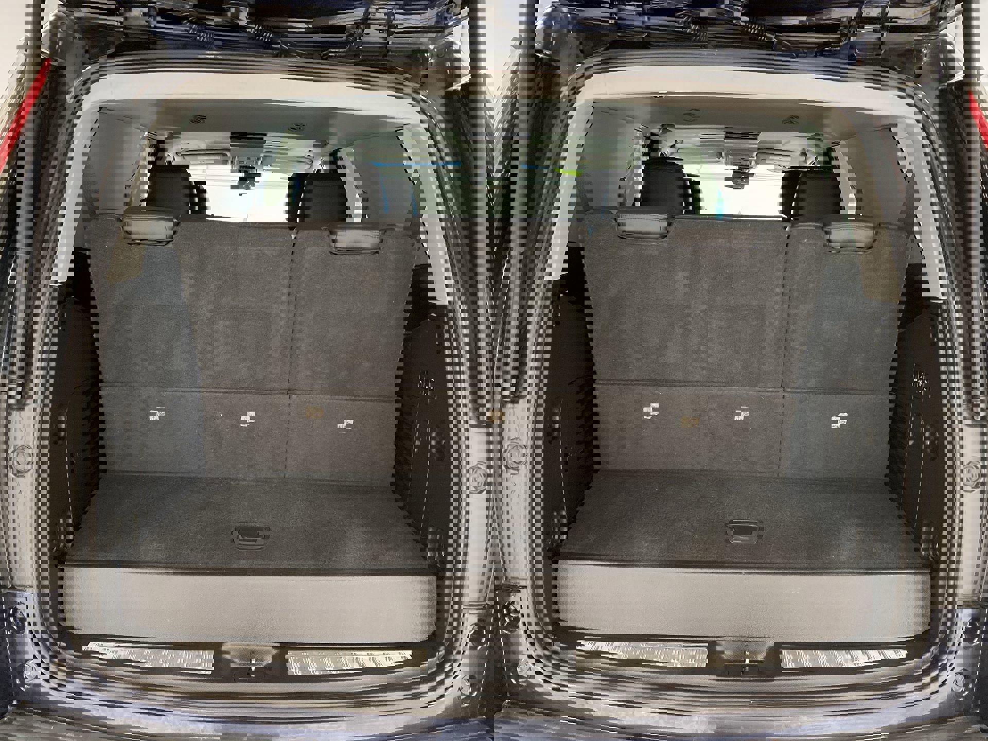 2019 Cadillac Escalade Luxury photo 25