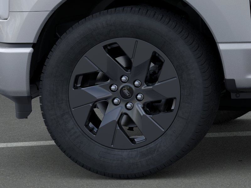 2025 Ford F-150 Lightning photo 19