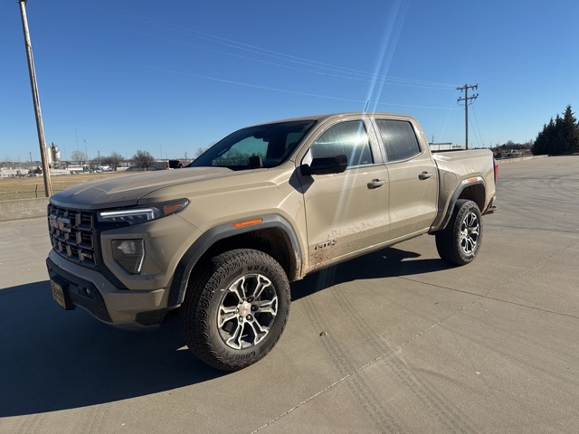 2024 GMC Canyon AT4's photo