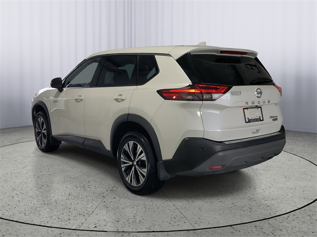 2021 Nissan Rogue SV photo 4