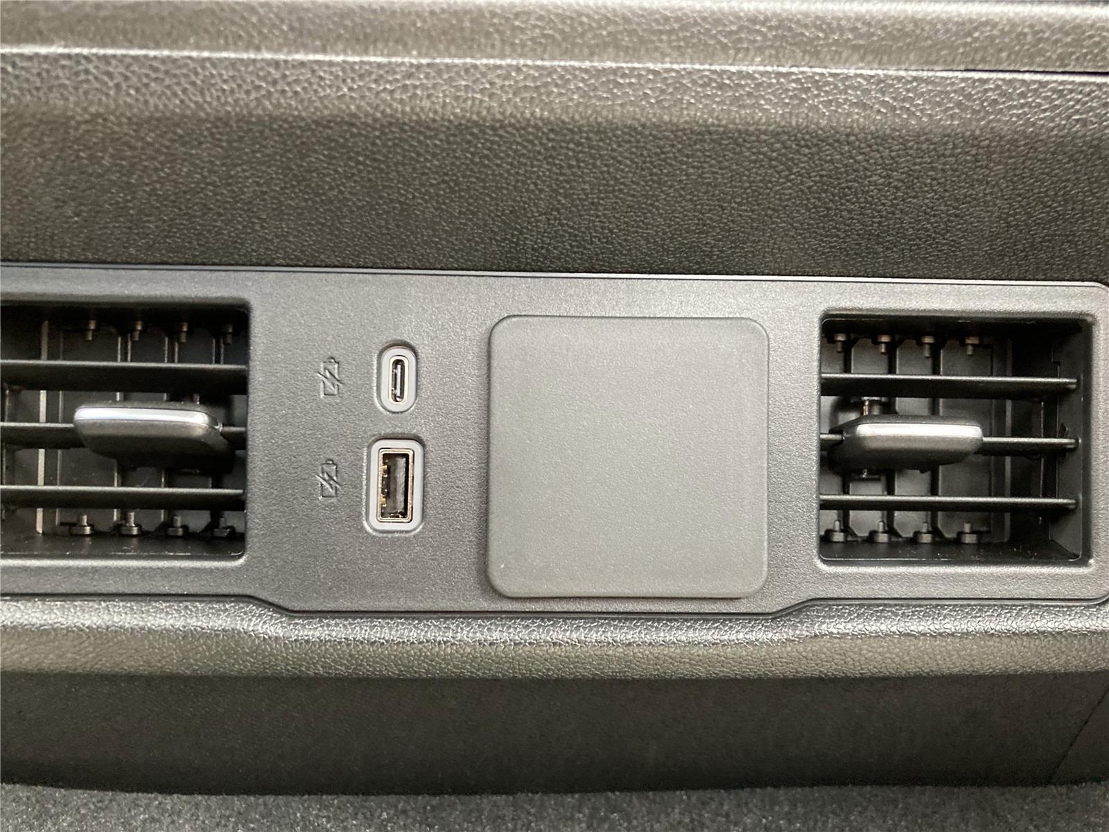 2026 Chevrolet Silverado 1500 Custom photo 13