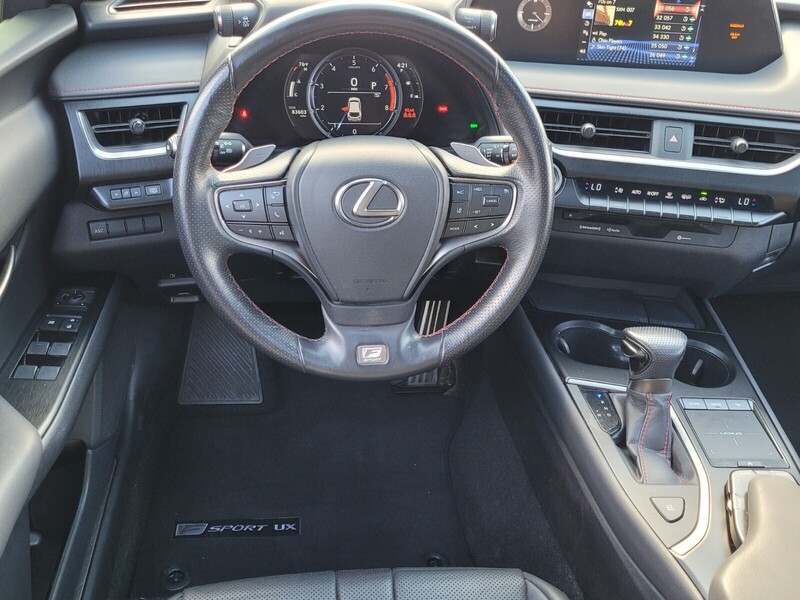 2021 Lexus UX 200 F SPORT photo 10