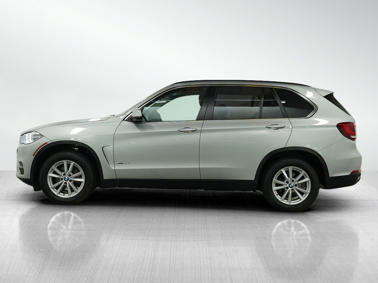 Used 2015 BMW X5 xDrive35i with VIN 5UXKR0C50F0P11145 for sale in Bloomington, Minnesota