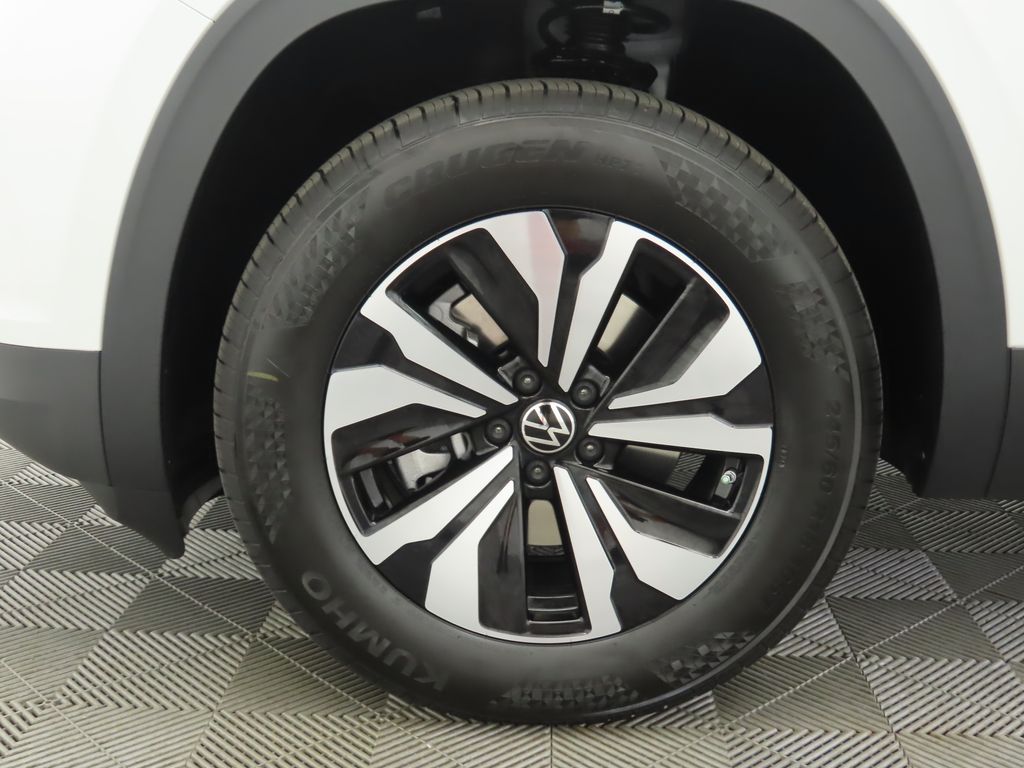2026 Volkswagen Atlas SE photo 26