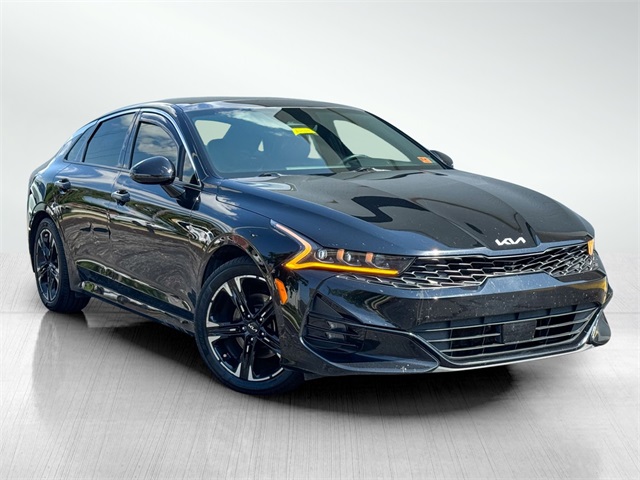 2023 Kia K5 GT-Line photo 3