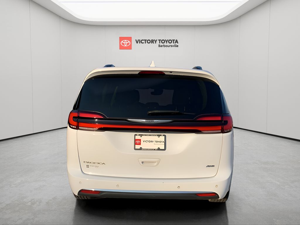 2021 Chrysler Pacifica Touring L photo 4