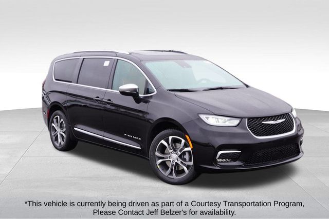 2026 Chrysler Pacifica Pinnacle's photo