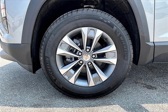 2026 Chevrolet Equinox LT photo 6