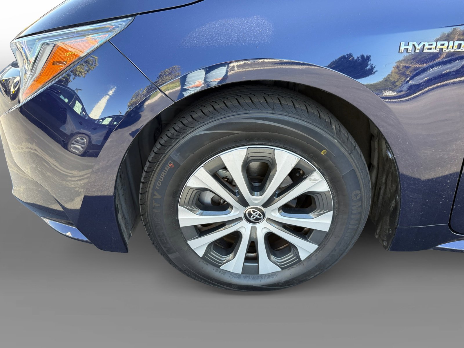 2020 Toyota Corolla Hybrid LE photo 9