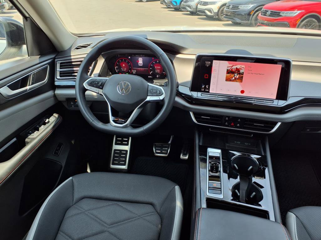 2024 Volkswagen Atlas Peak Edition SE Technology photo 23