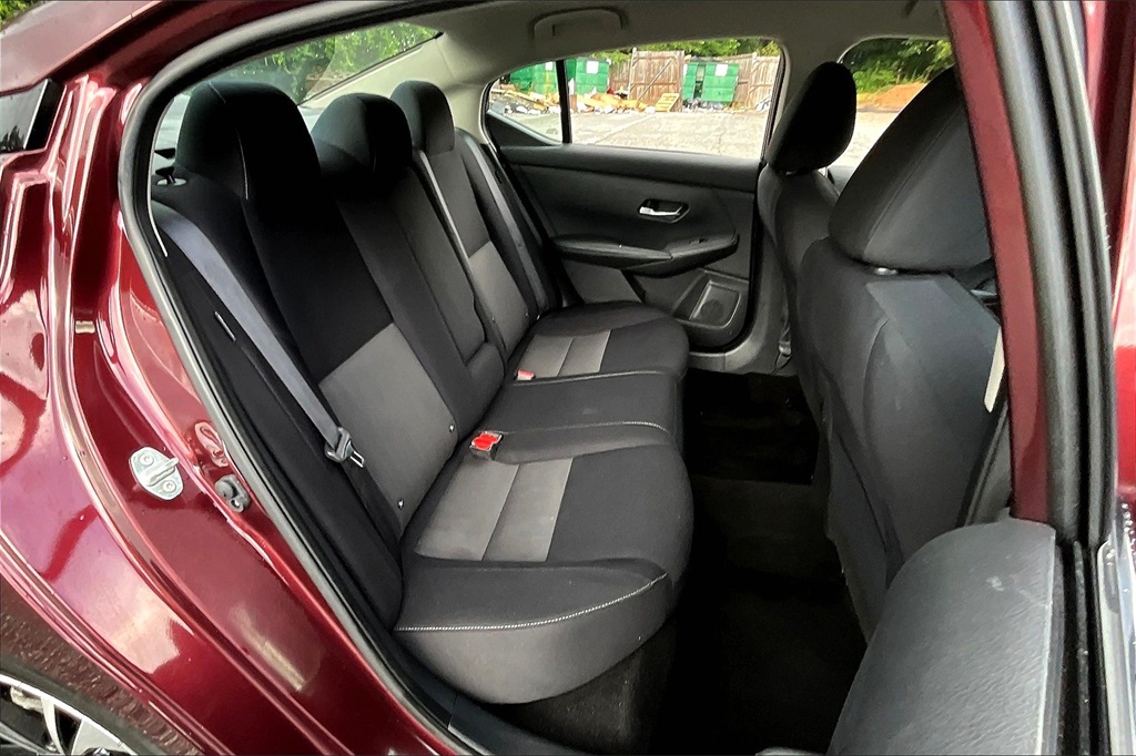 2021 Nissan Sentra SV photo 23