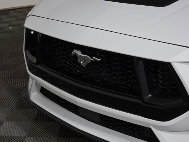 2024 Ford Mustang GT Premium Convertible photo 10