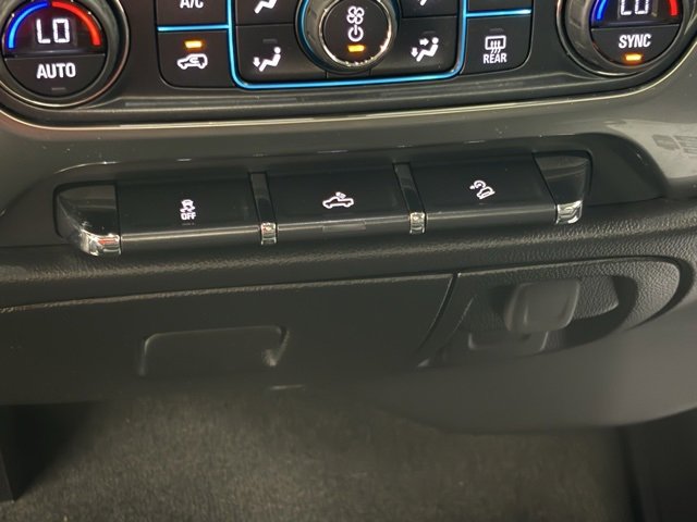 2017 Chevrolet Silverado 1500 LT photo 24