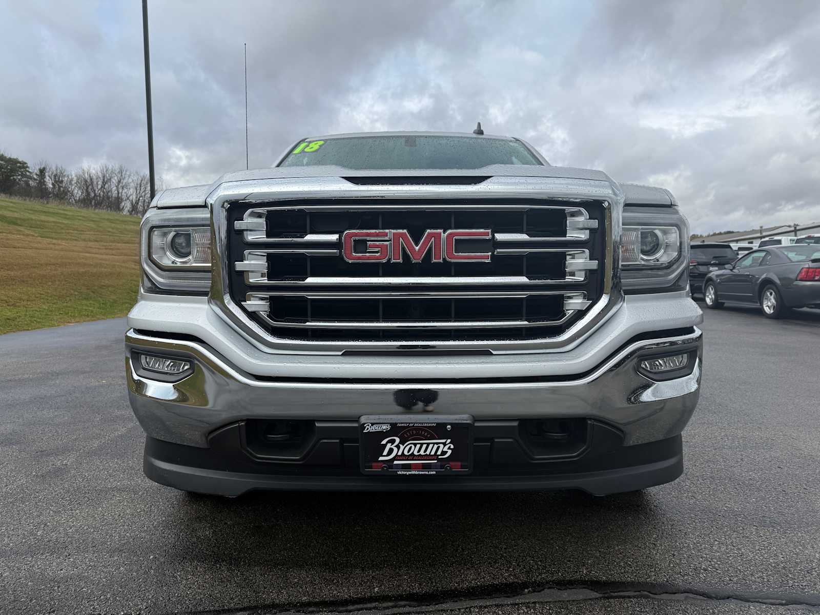 2018 Gmc Sierra 1500 SLT photo 2