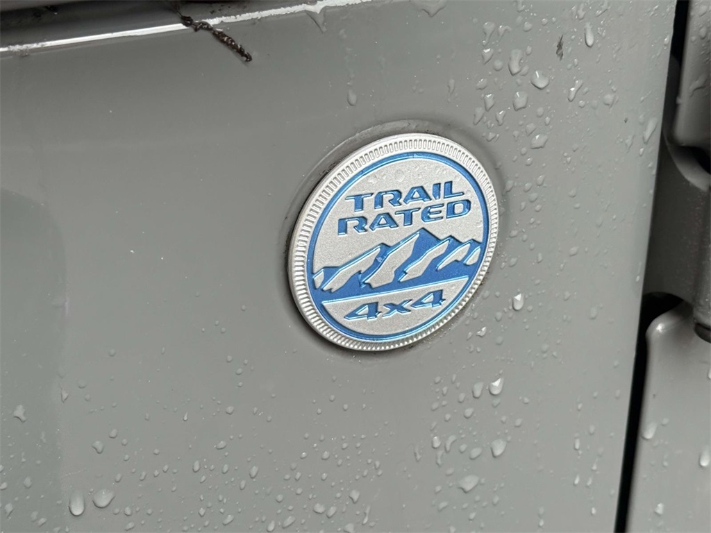 2023 Jeep Wrangler Sahara 4xe photo 11