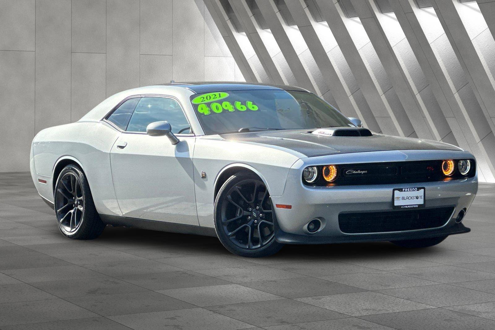 2021 Dodge Challenger R/T's photo