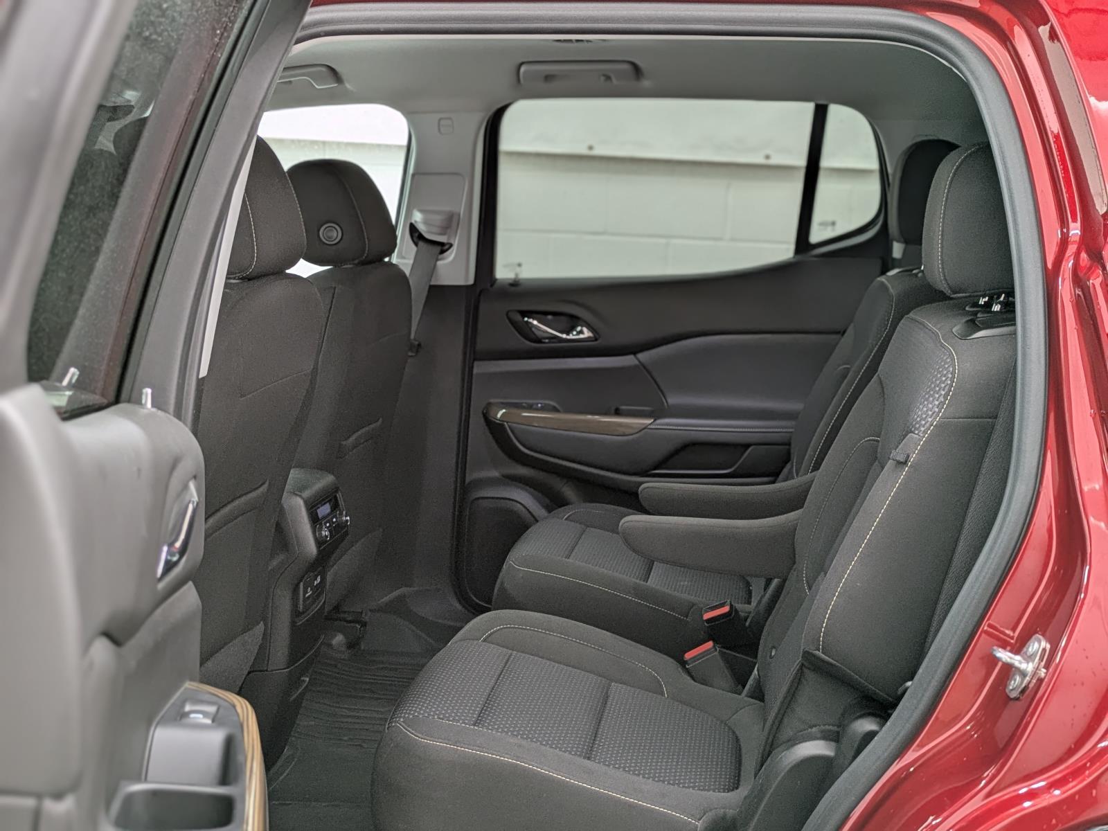 2022 Gmc Acadia SLE photo 9