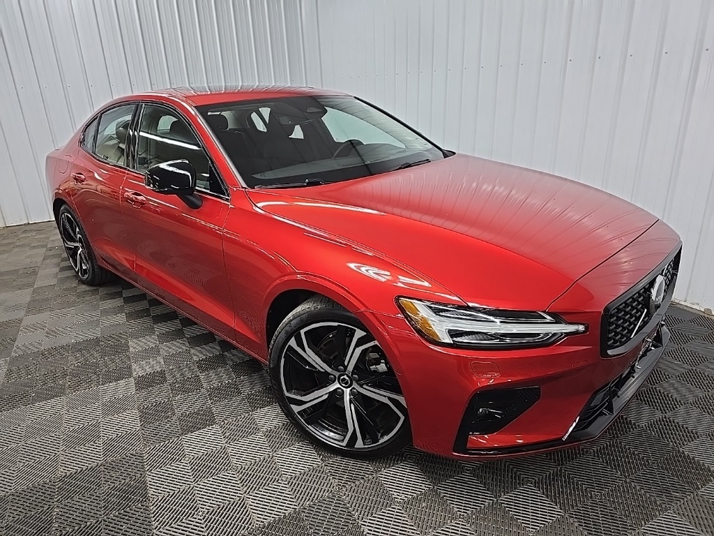 2023 Volvo S60 Ultimate photo 7