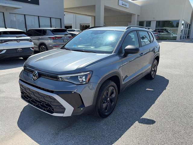 2025 Volkswagen Taos S photo 3