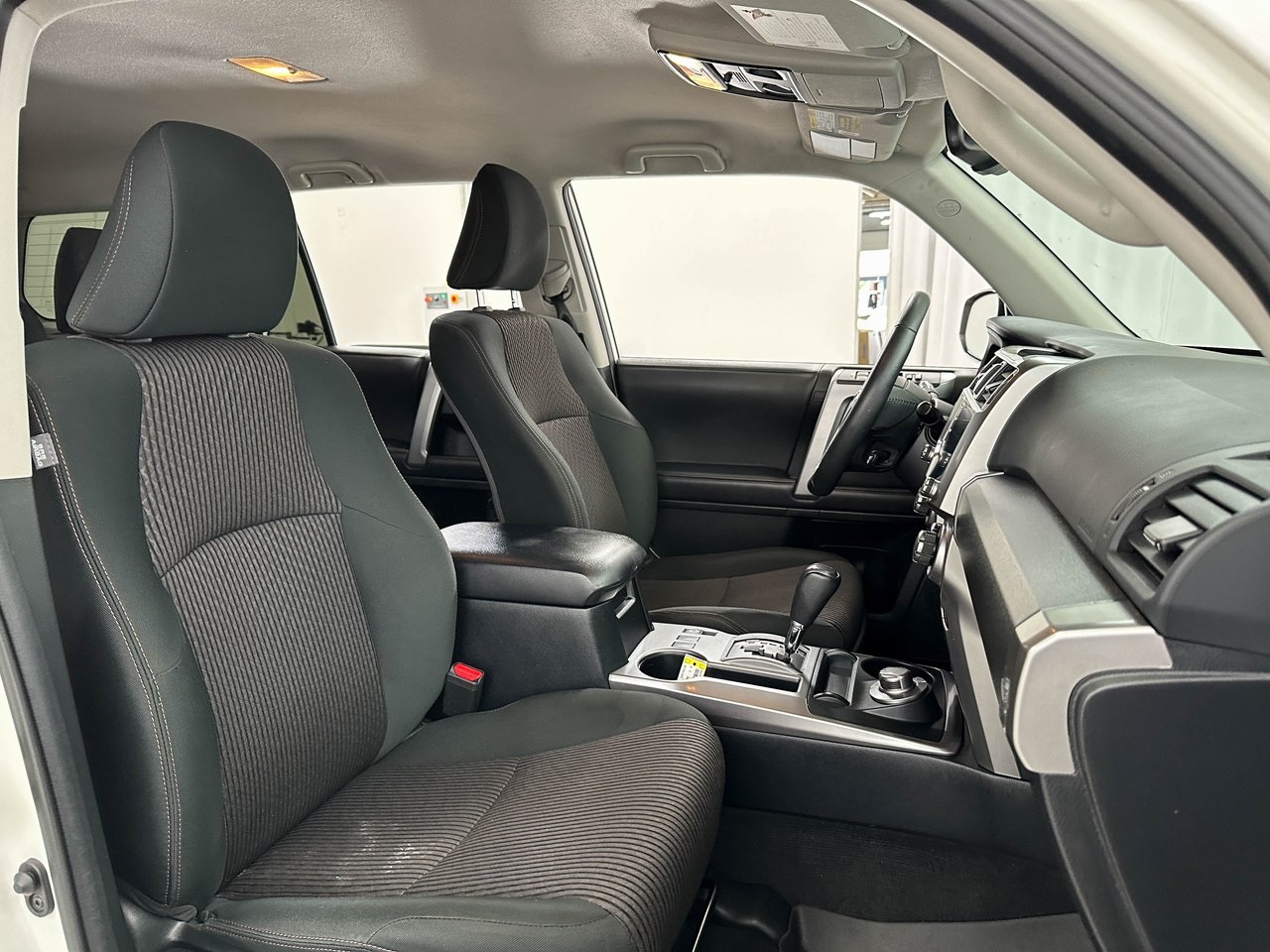 2022 Toyota 4Runner Trail photo 15
