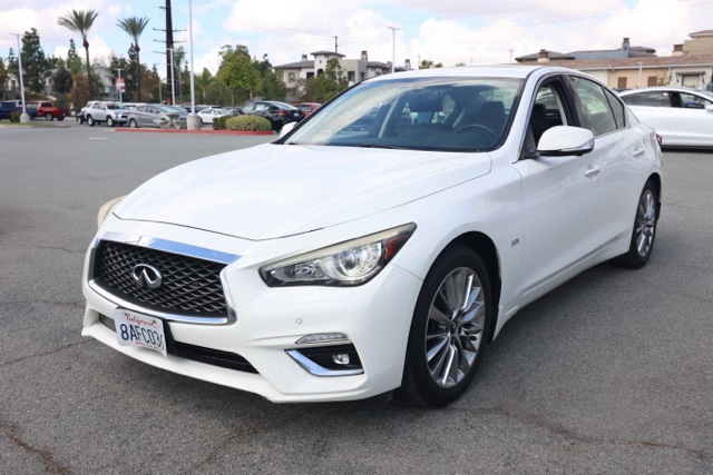 2018 Infiniti Q50 2.0t LUXE photo 6