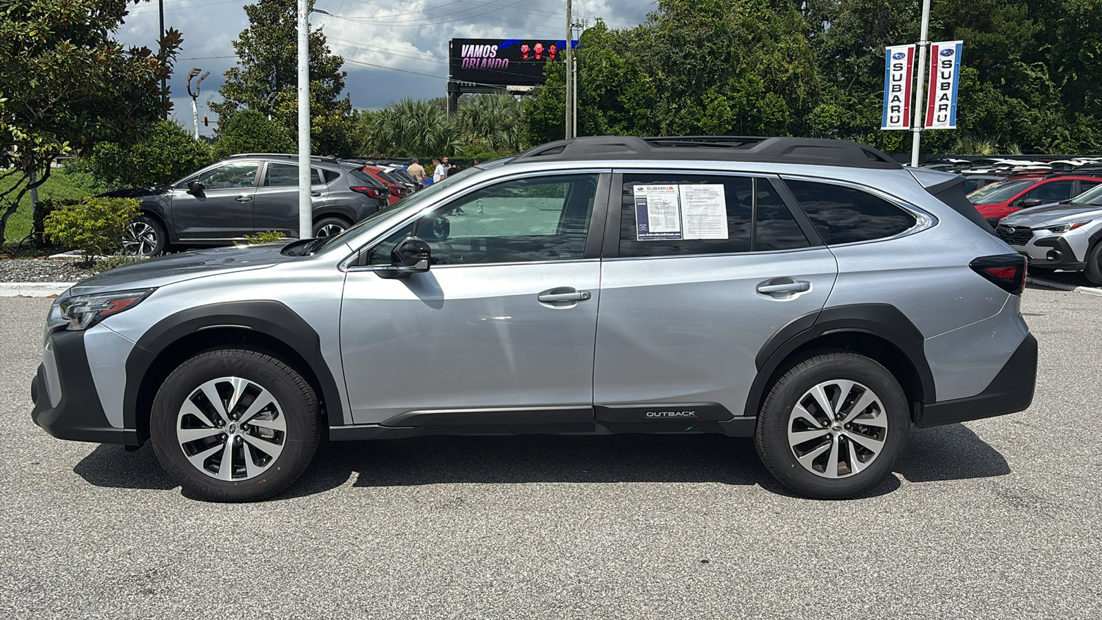 2025 Subaru Outback Premium photo 3