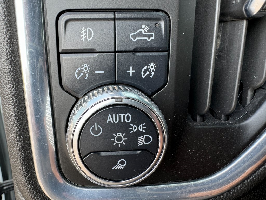 2021 Gmc Sierra SLT photo 44