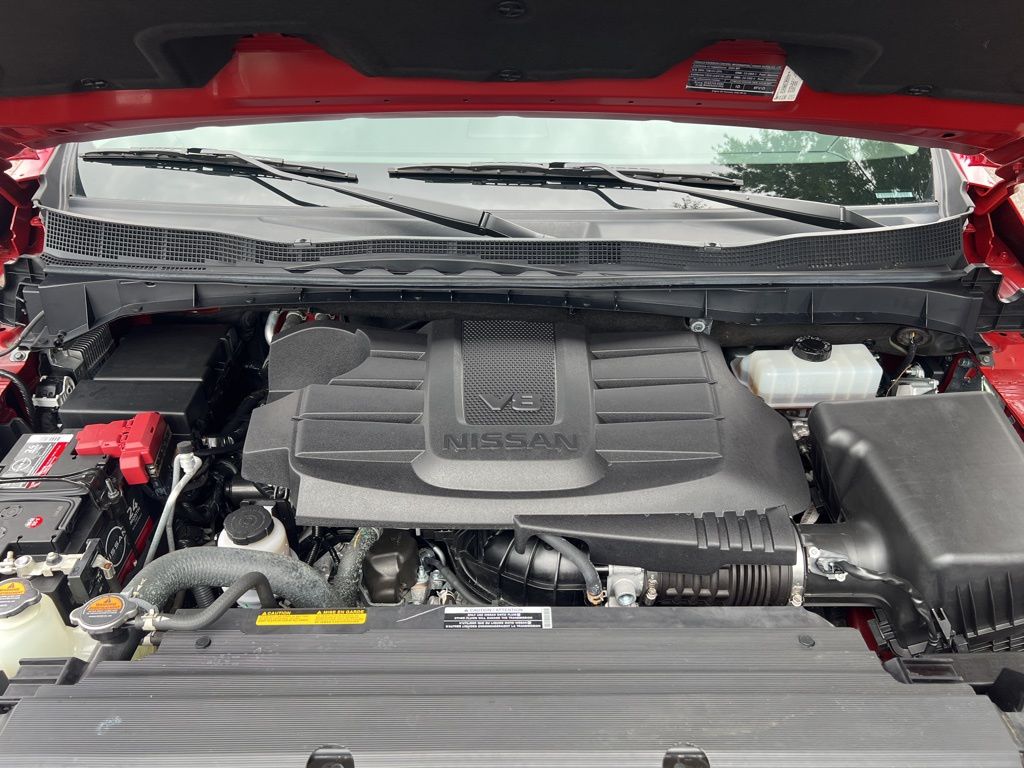 2024 Nissan Titan SV photo 10