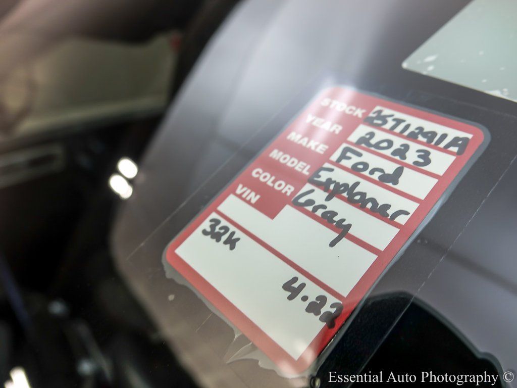 2023 FORD EXPLORER - Image 31