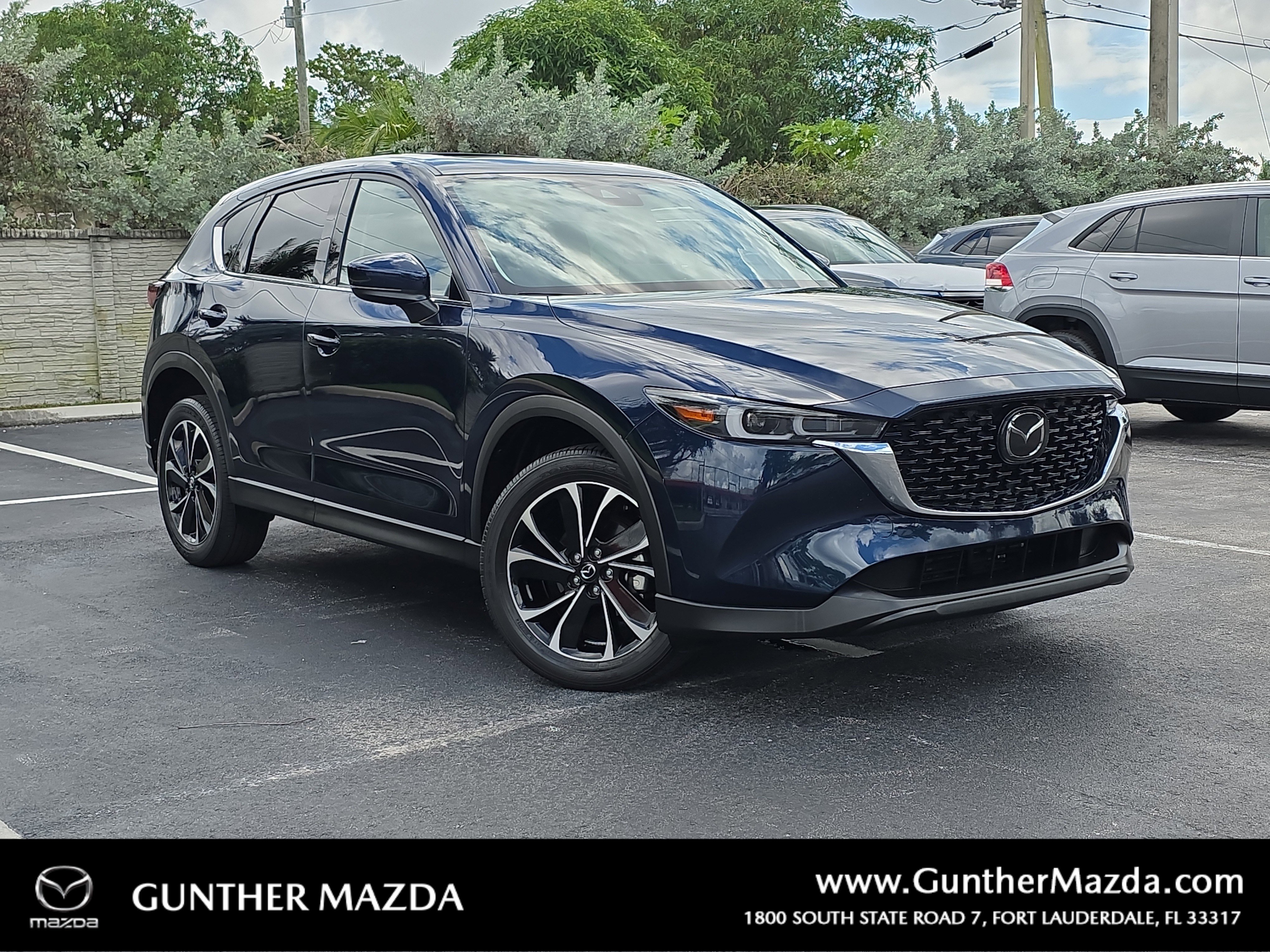 2023 Mazda CX-5 S Premium package's photo