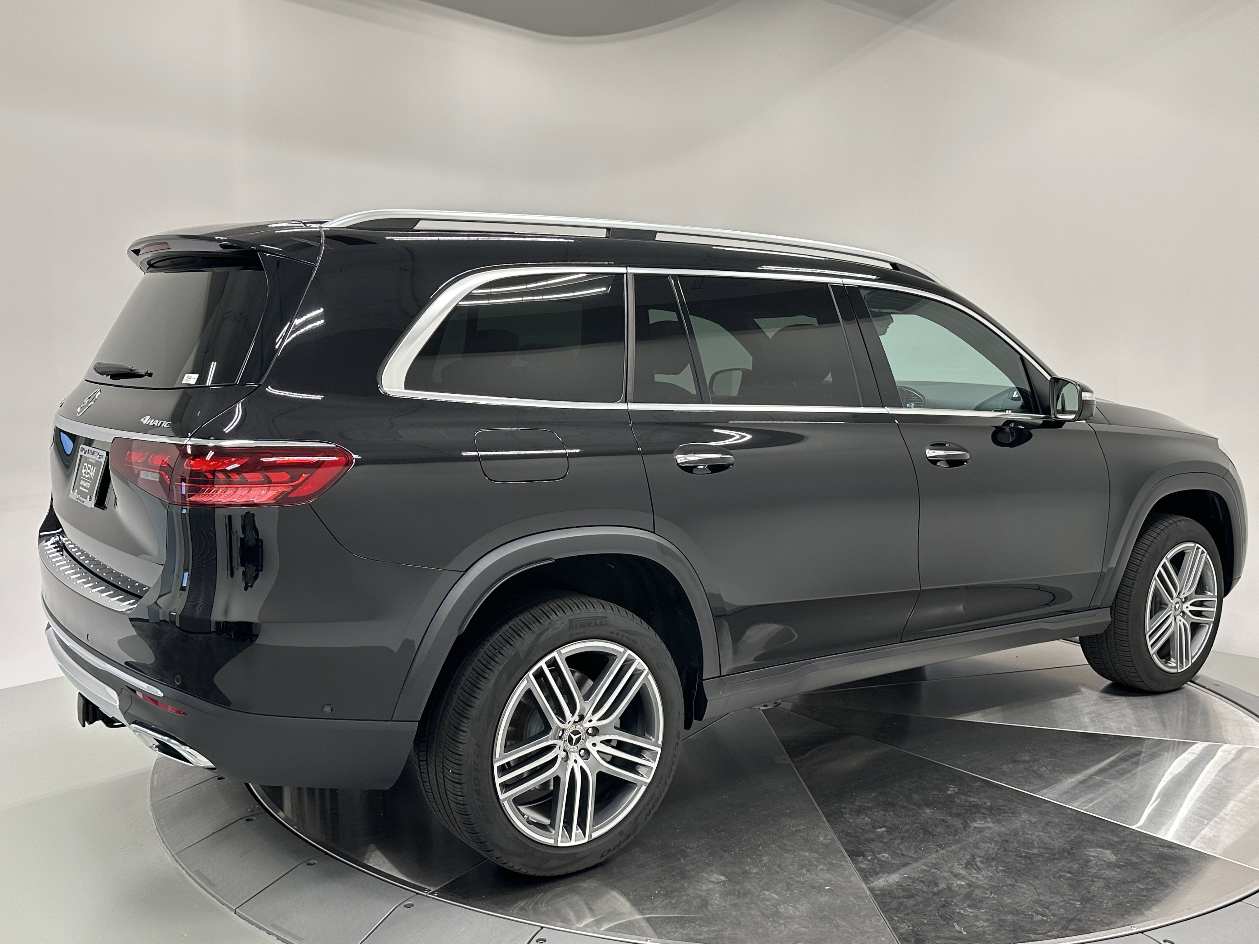 2024 Mercedes Benz GLS 450 4MATIC photo 7