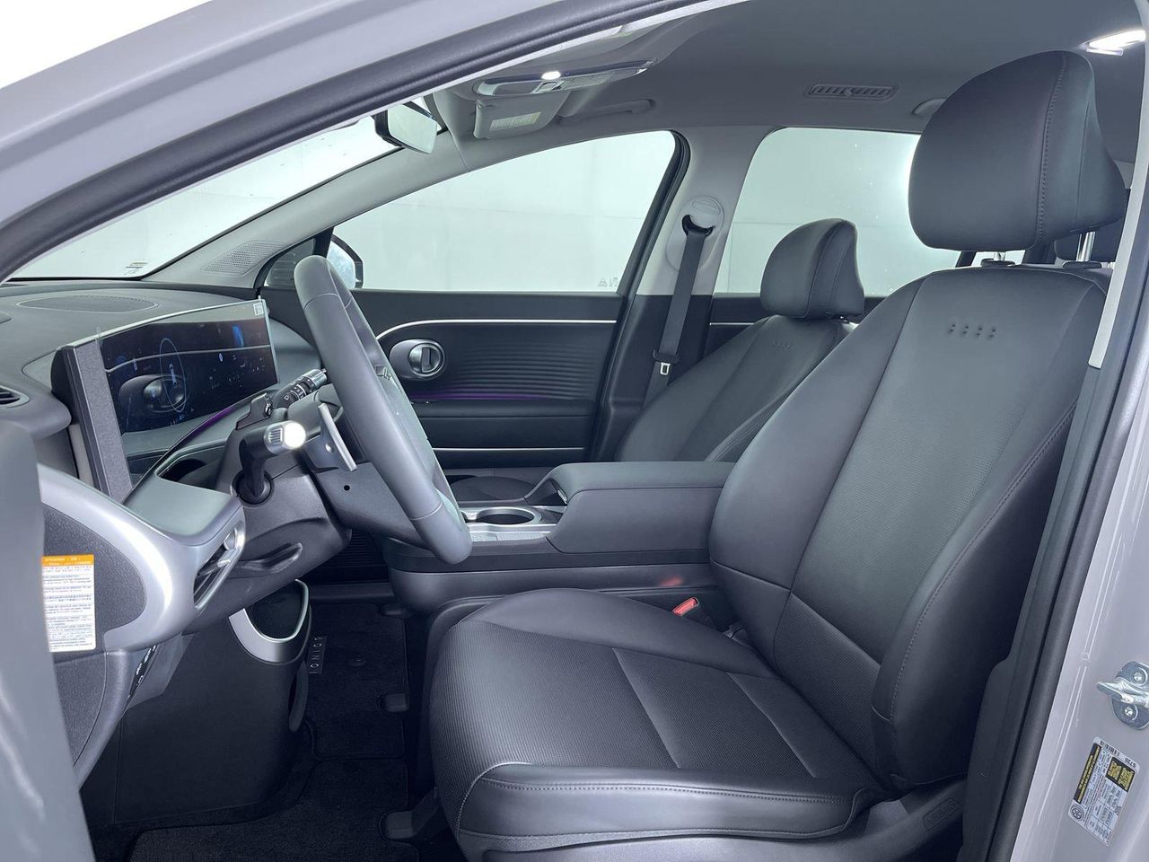 2026 Hyundai Ioniq SEL photo 20