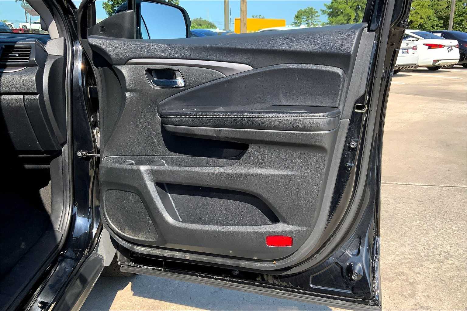2020 Honda Pilot EX-L photo 22