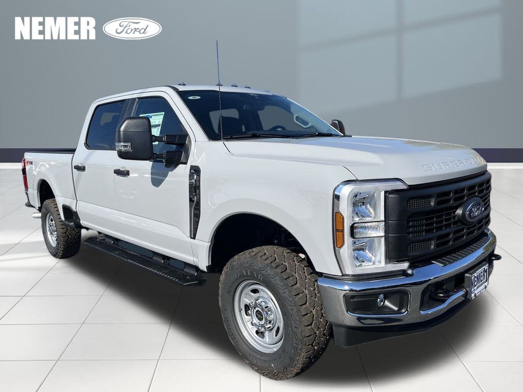 2026 Ford F-250 Super Duty XL's photo