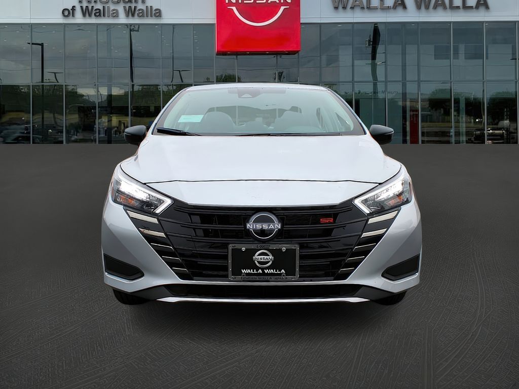 2025 Nissan Versa SR photo 2