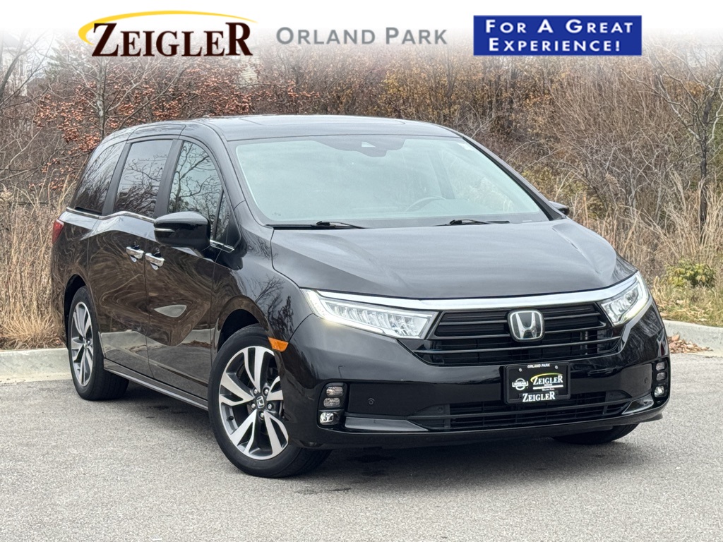 2023 Honda Odyssey Touring's photo
