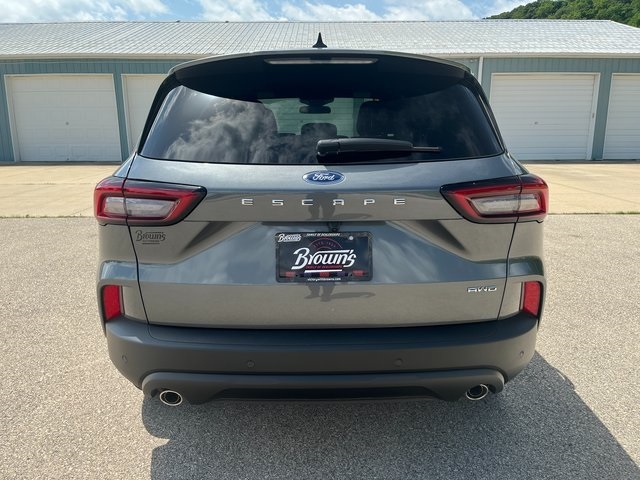 2025 Ford Escape ST-Line photo 5