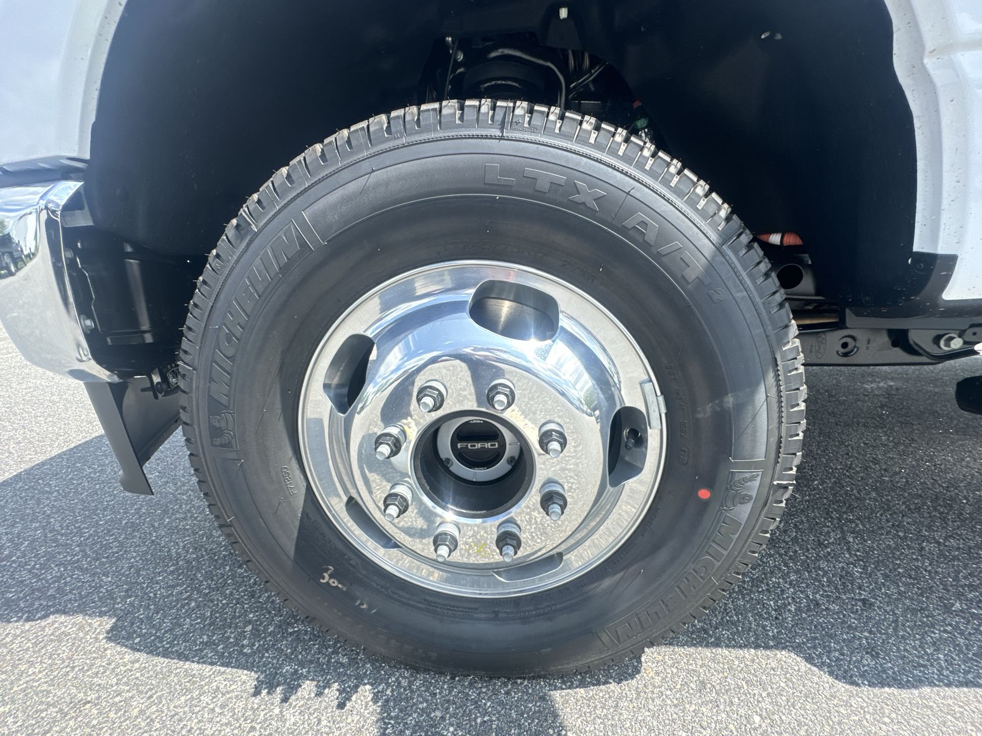 2025 Ford F-350 XL photo 2
