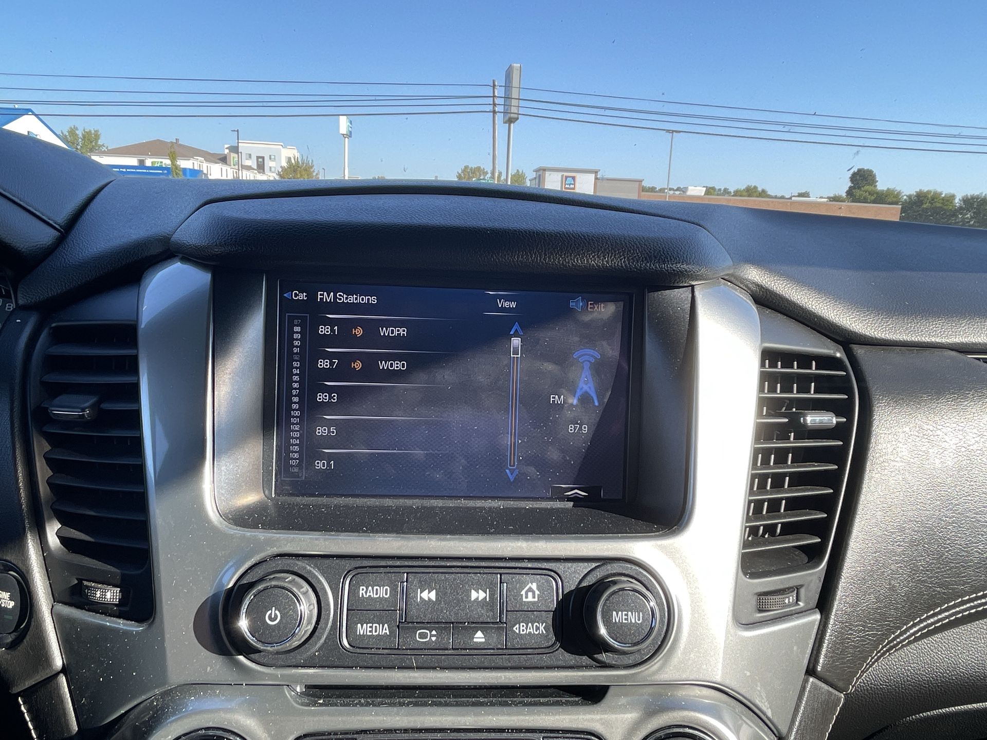 2015 Chevrolet Tahoe LT photo 47