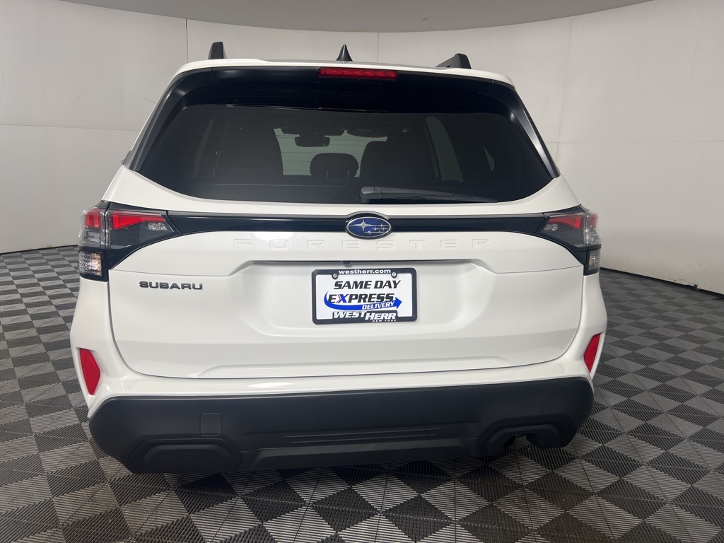 2025 Subaru Forester Premium Base photo 4