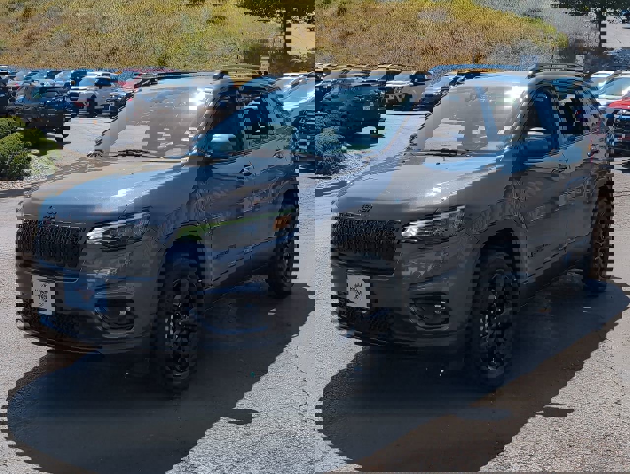2021 Jeep Cherokee Altitude photo 3