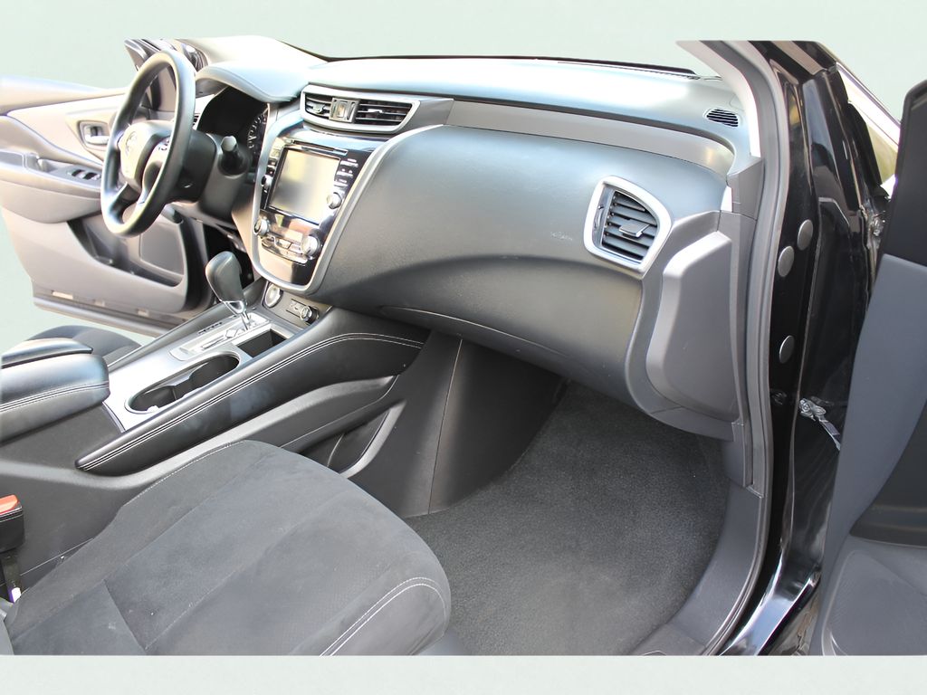 2023 Nissan Murano S photo 12