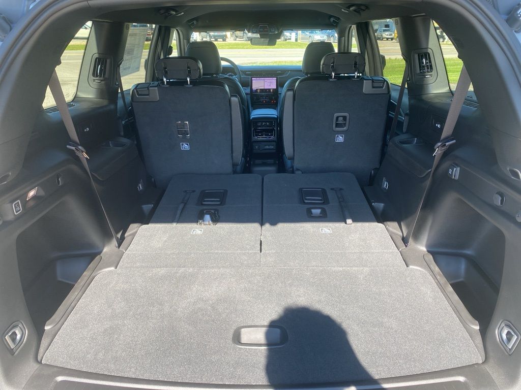 2025 Jeep Grand Cherokee Limited photo 9