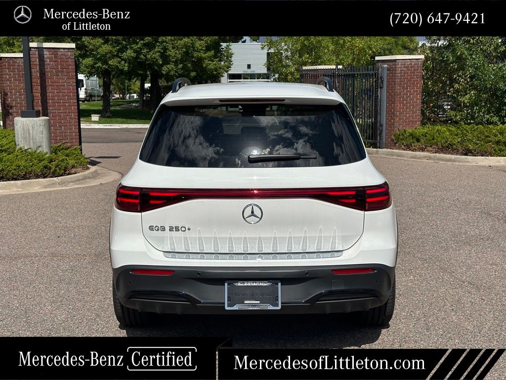 2025 Mercedes Benz EQB photo 2