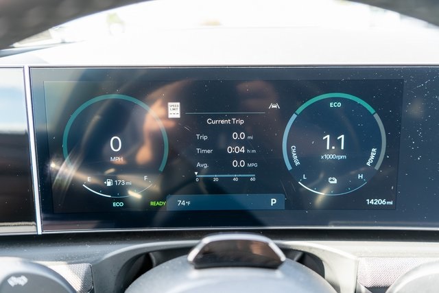2025 Hyundai Tucson Hybrid Limited photo 20